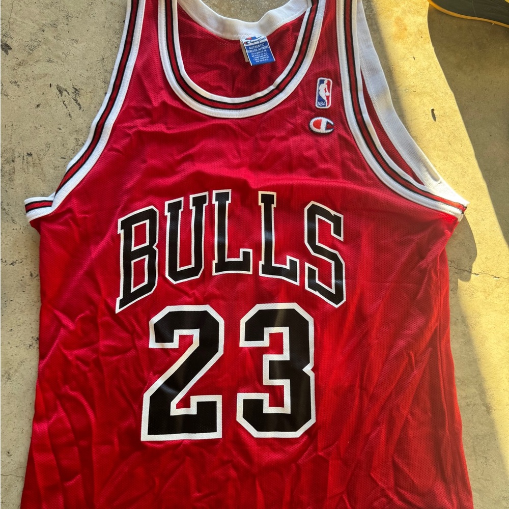 Size 44 chicago bulls Jordan jersey
